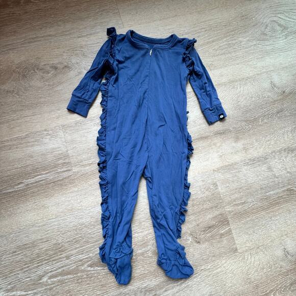 sweet bamboo Other - Sweet Bamboo Zip Ruffle Footie - Size 6-9m